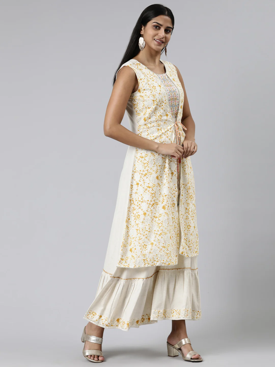 Neerus Cream Straight Printed Viscose Rayon Kurta - Image 2
