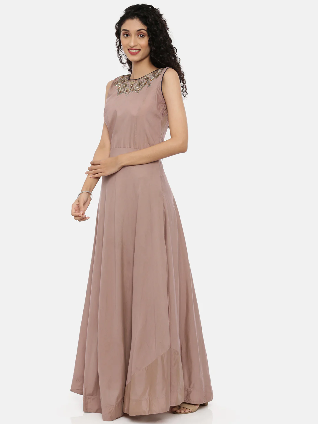 Neerus Dusty Pink Embroidered Kurta With Churidar & Dupatta - Image 5