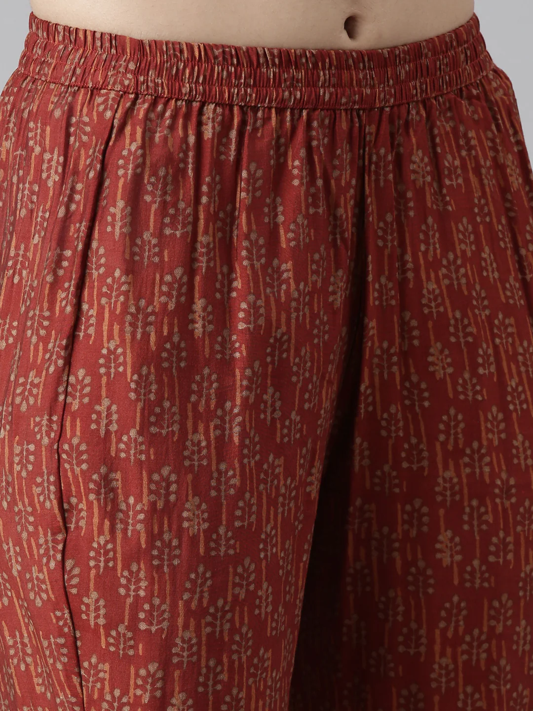 Neerus Floral Printed Pleated Mirror Work Kurta With Trousers & Dupatta - Image 6