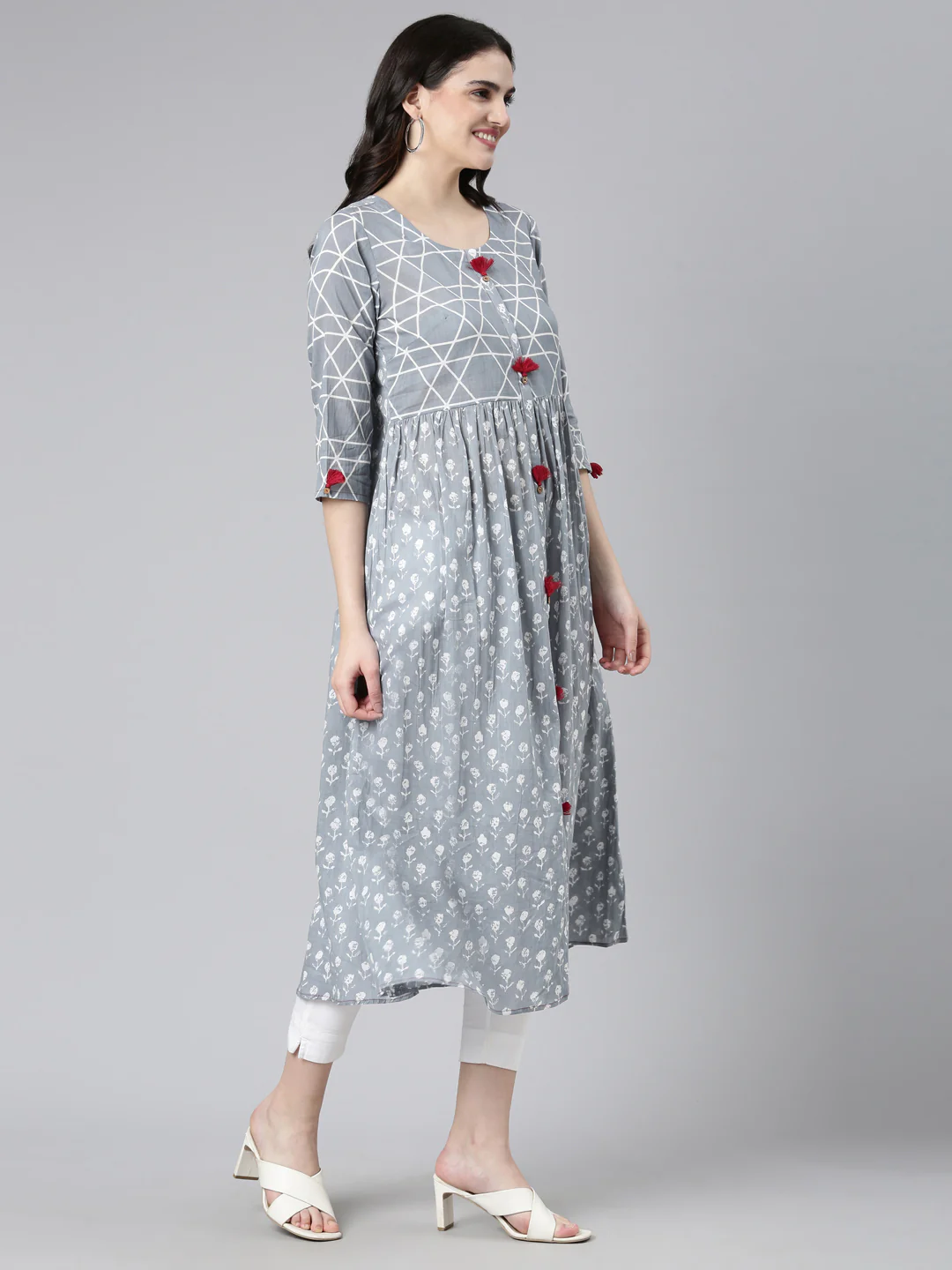 Neerus Floral Printed Round Neck A-Line Cotton Kurta With Trouser - Image 3