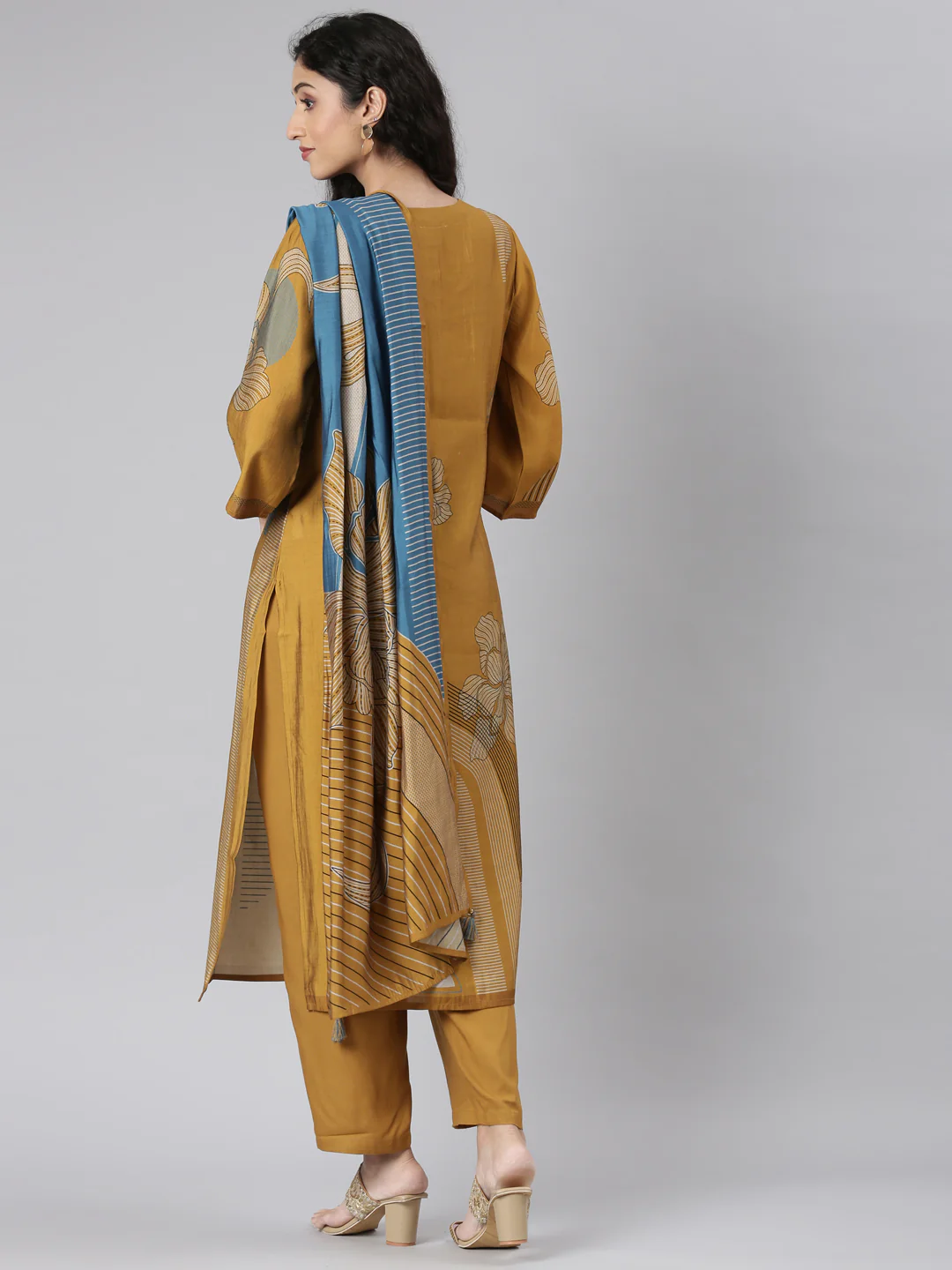 Neerus Gold Straight Casual Floral Kurta and Trouser with Dupatta - Image 4