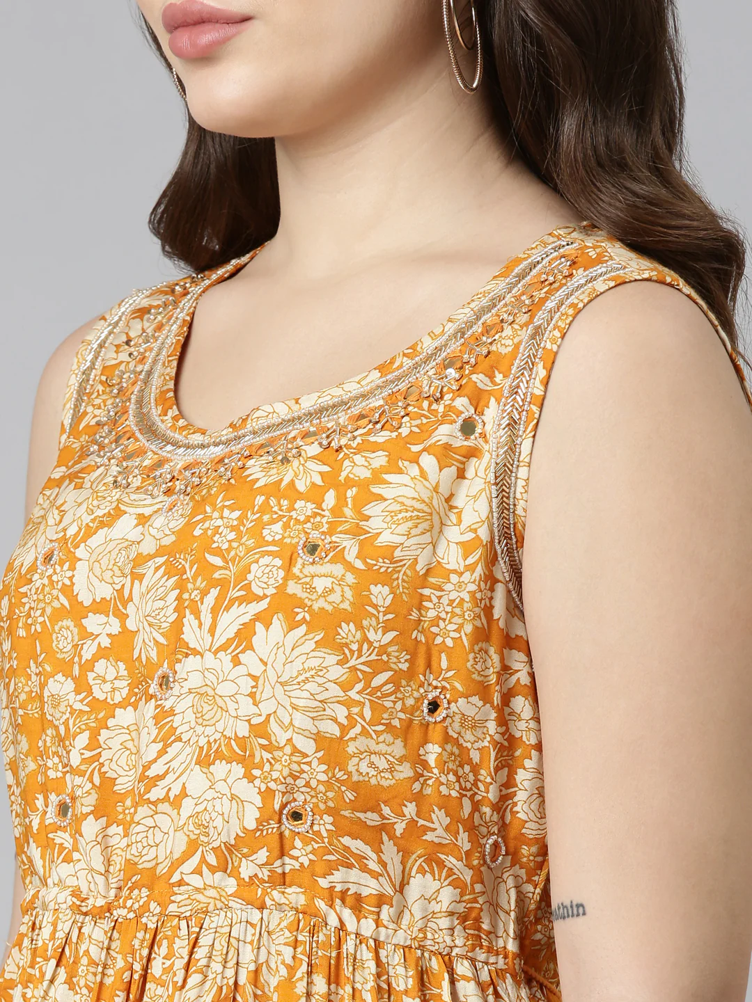 Neerus Gold Straight Casual Printed Gown - Image 4