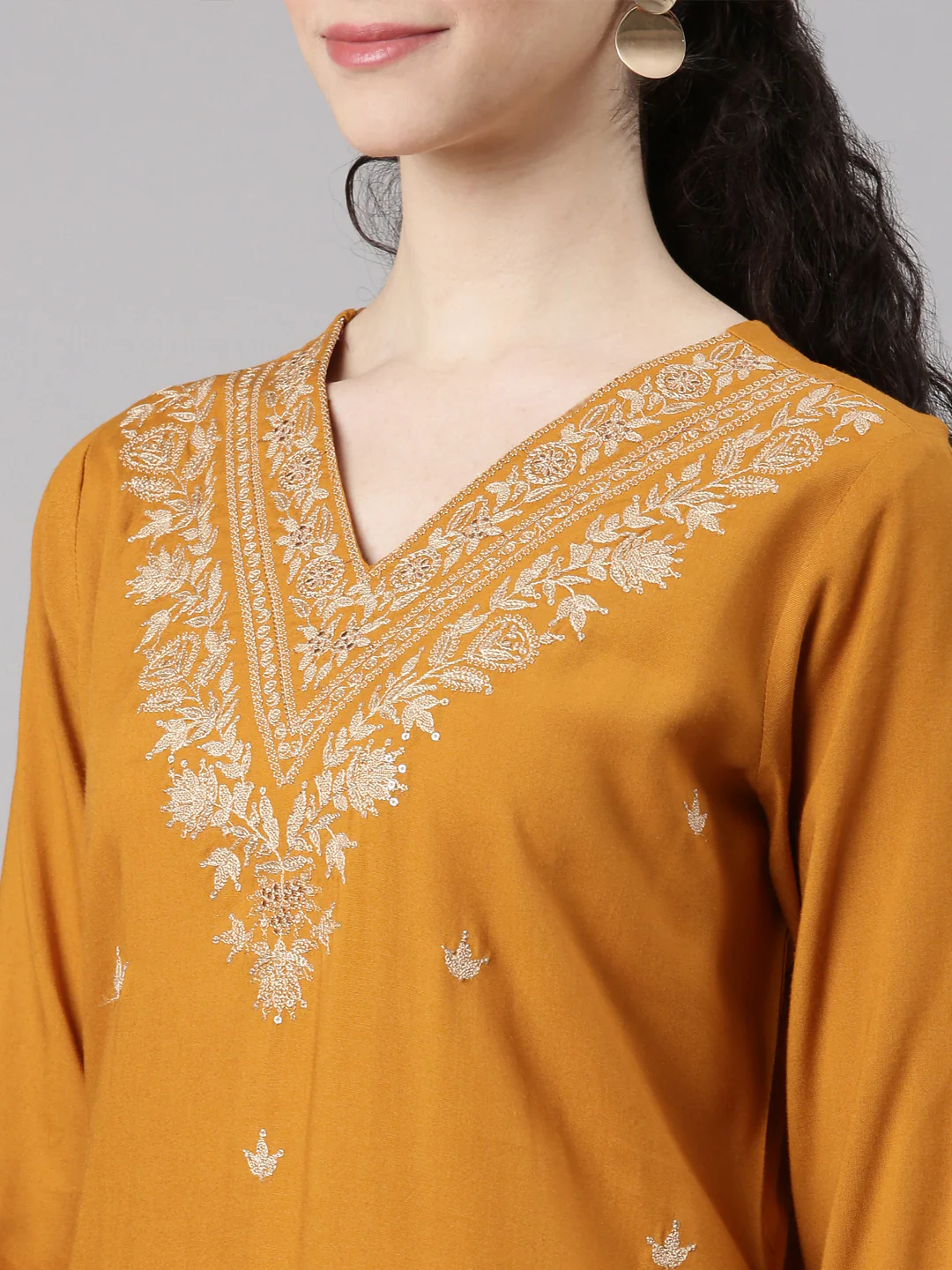 Neerus Gold Straight Casual Solid Kurta and Plazzo with Dupatta - Image 5