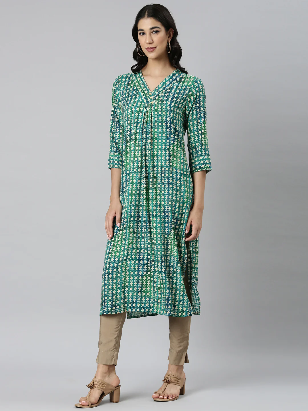 Neerus Green Casual Ethnic Motifs Straight Kurta - Image 2