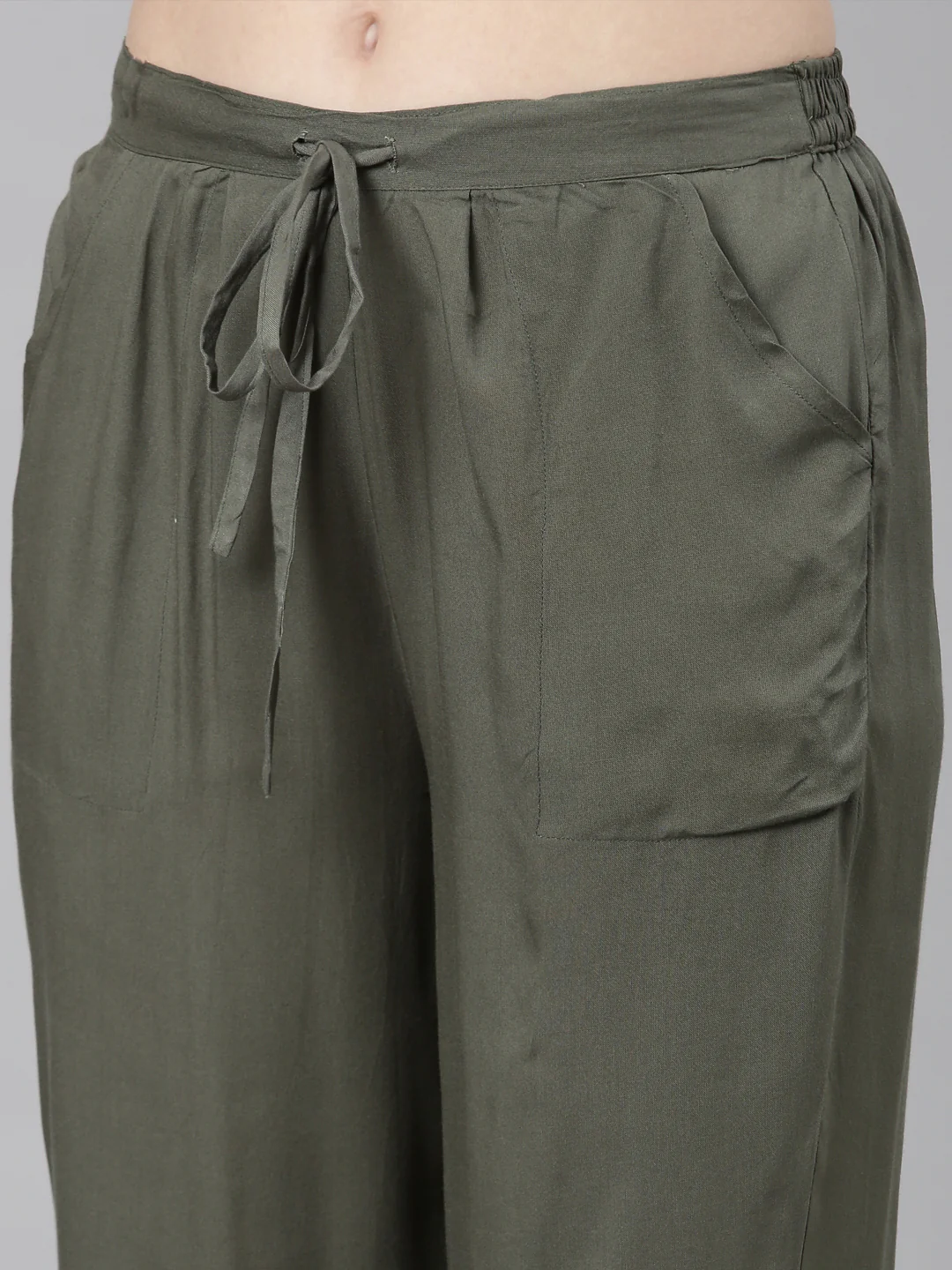 Neerus Green Casual Floral Straight Kurta and Trousers - Image 7
