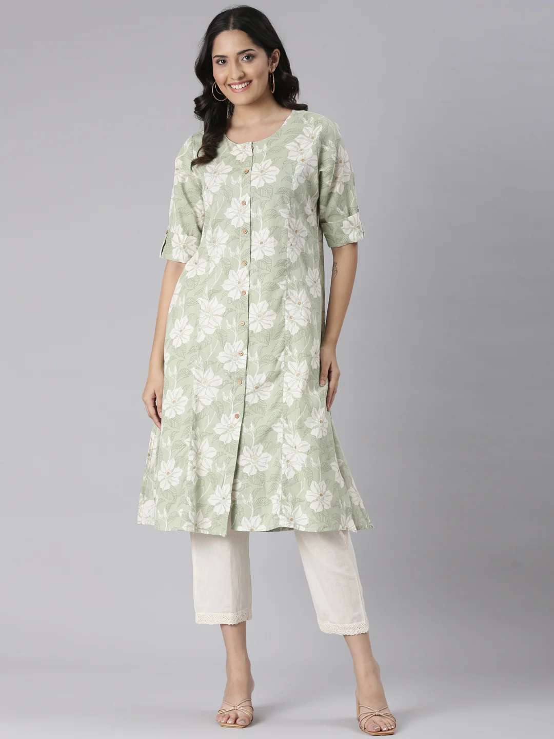 Neerus Green Casual Floral Straight Kurta - Image 5