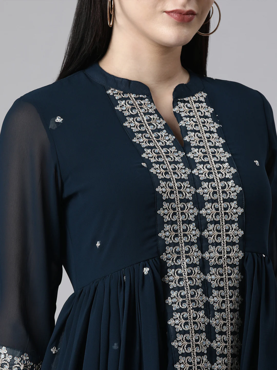 Neerus Green Casual Solid Anarkali Kurta and Trousers With Dupatta - Image 5