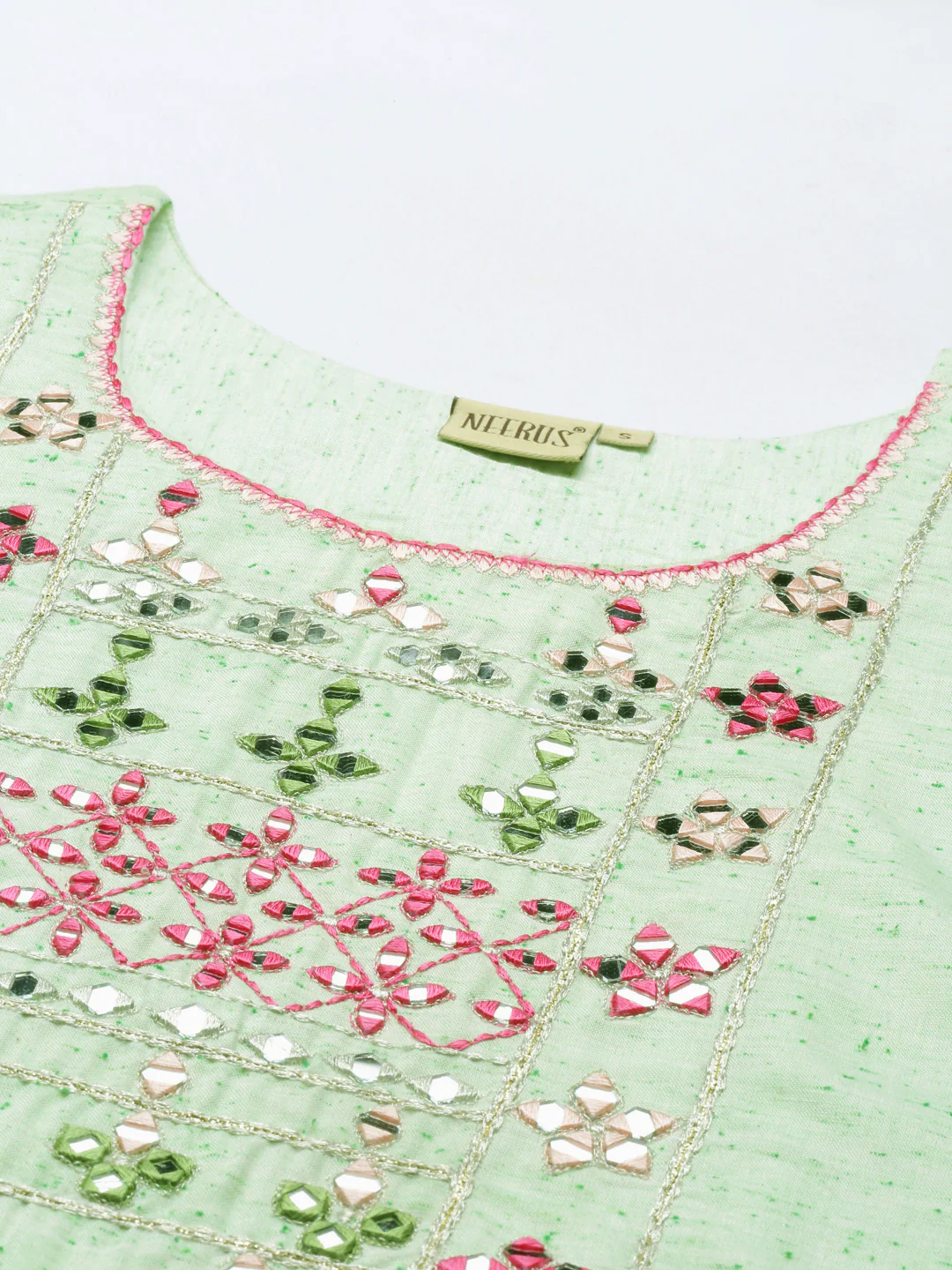 Neerus Green Color Handloom Fabric Kurta - Image 2