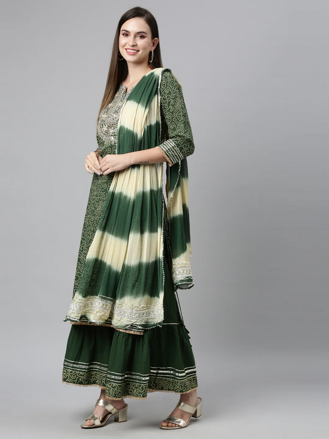 Neerus Green Color Jute Cotton Fabric Kurta Sets With Dupatta - Image 11