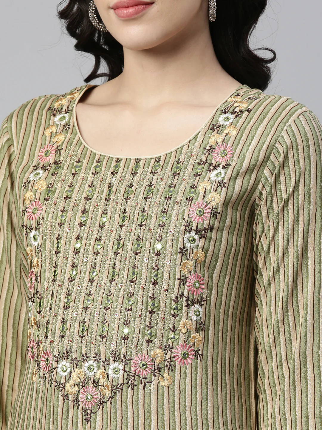 Neerus Green Color Rayon Fabric Kurta - Image 5