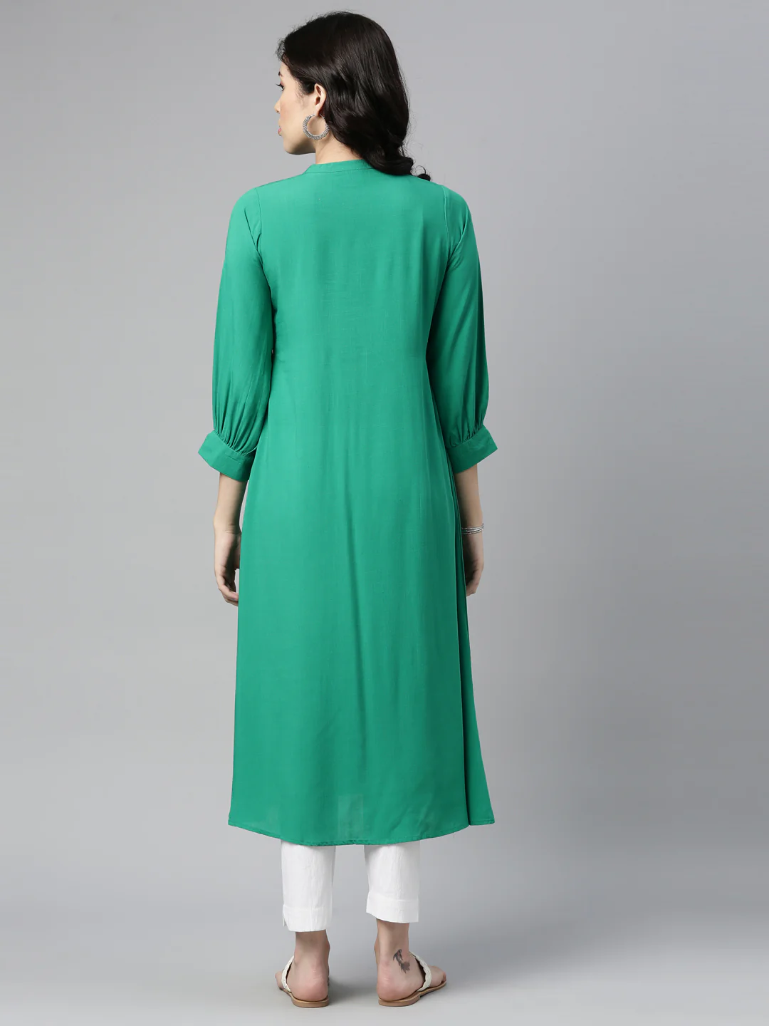 Neerus Green Color Slub Rayon Fabric Kurta - Image 2
