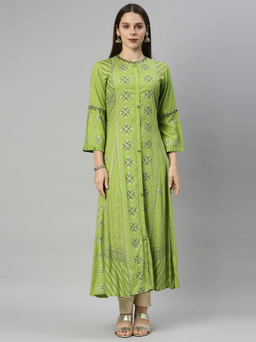 Neerus Green Straight Casual Printed Dress