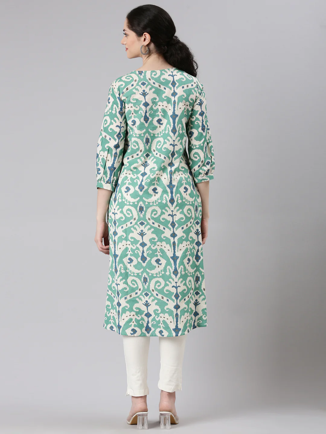 Neerus Green Curved Casual Tribal Panelled Kurta - Image 3