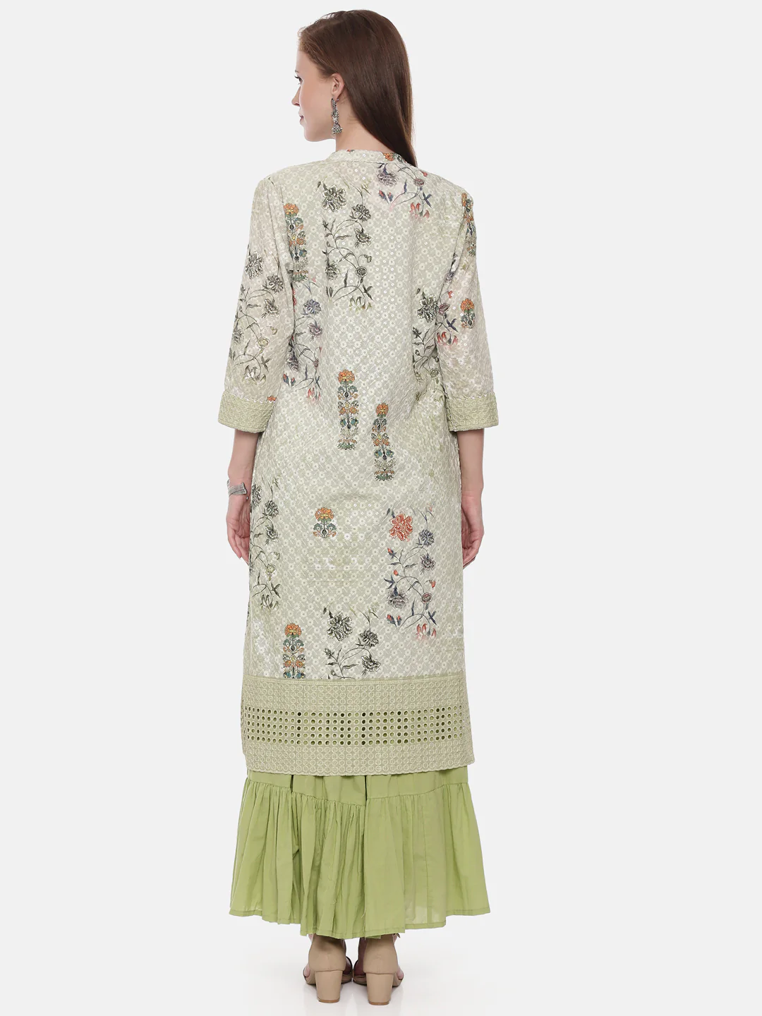 Neerus Green Embellished A Line Kurta With Shrug - Image 5