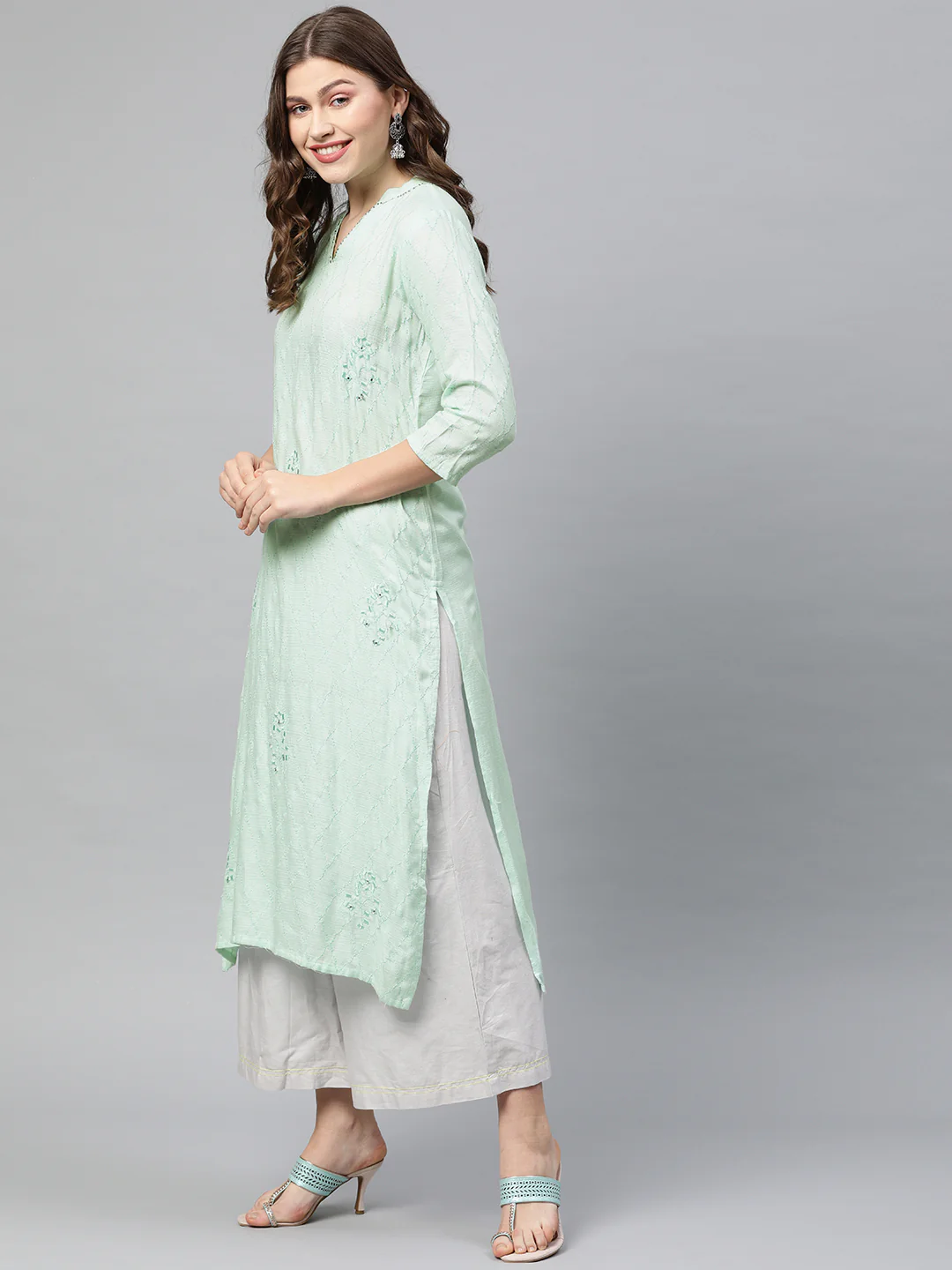 Neerus Green Embroidered Straight Kurta - Image 3