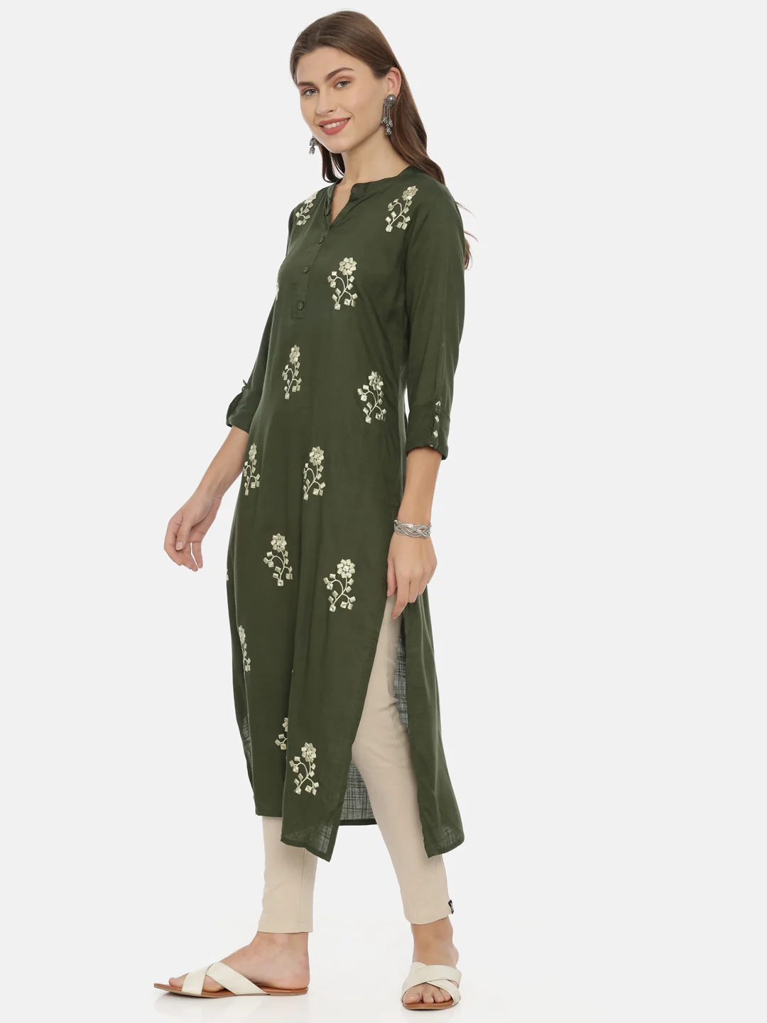 Neerus Green Embroidered Straight Kurta - Image 3
