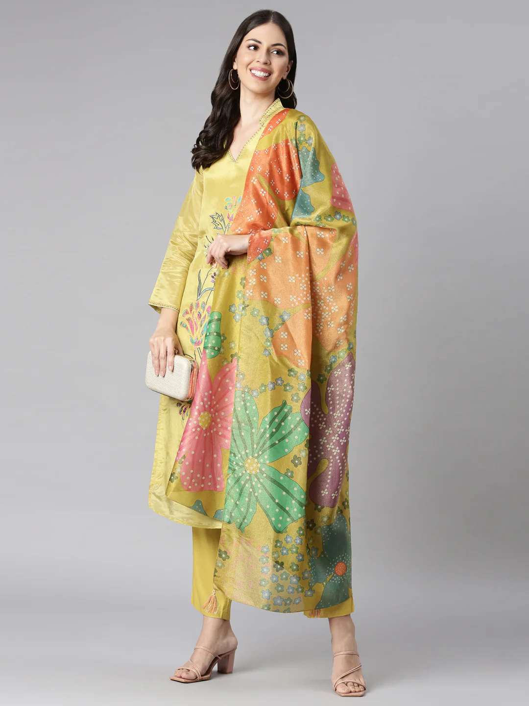 Neerus Green Embroidered Straight Kurta and Trousers With Dupatta - Image 5