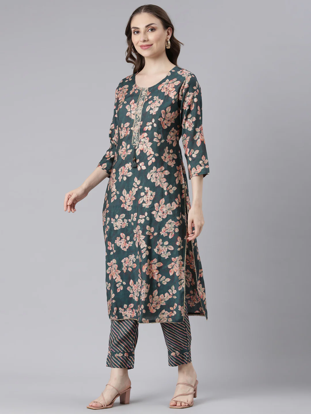 Neerus Green Model Straight Casual Ethnic Motifs Kurta and Trouser with Dupatta - Image 2