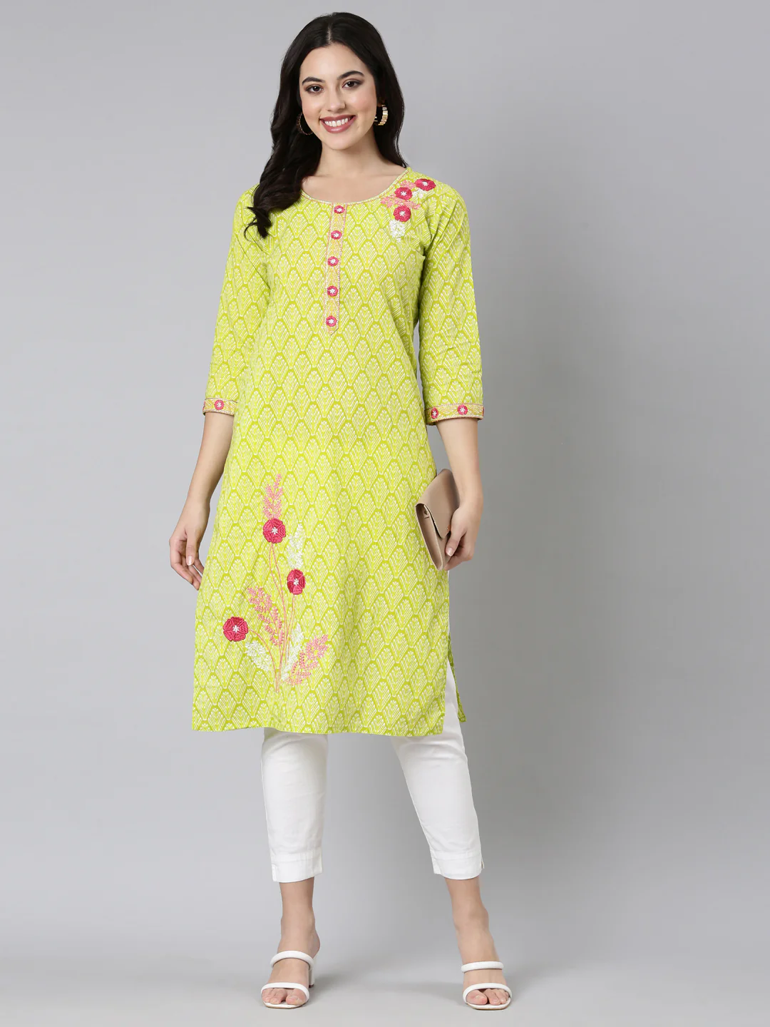 Neerus Green Panelled Straight Floral Kurta - Image 4