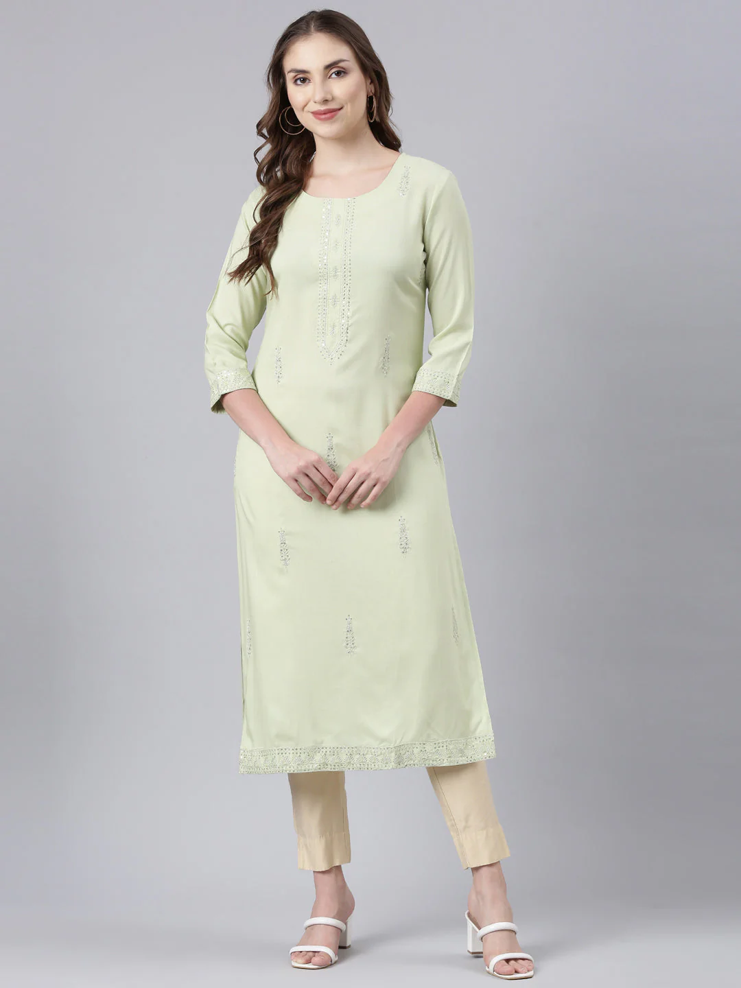 Neerus Green Panelled Straight Floral Kurta - Image 6