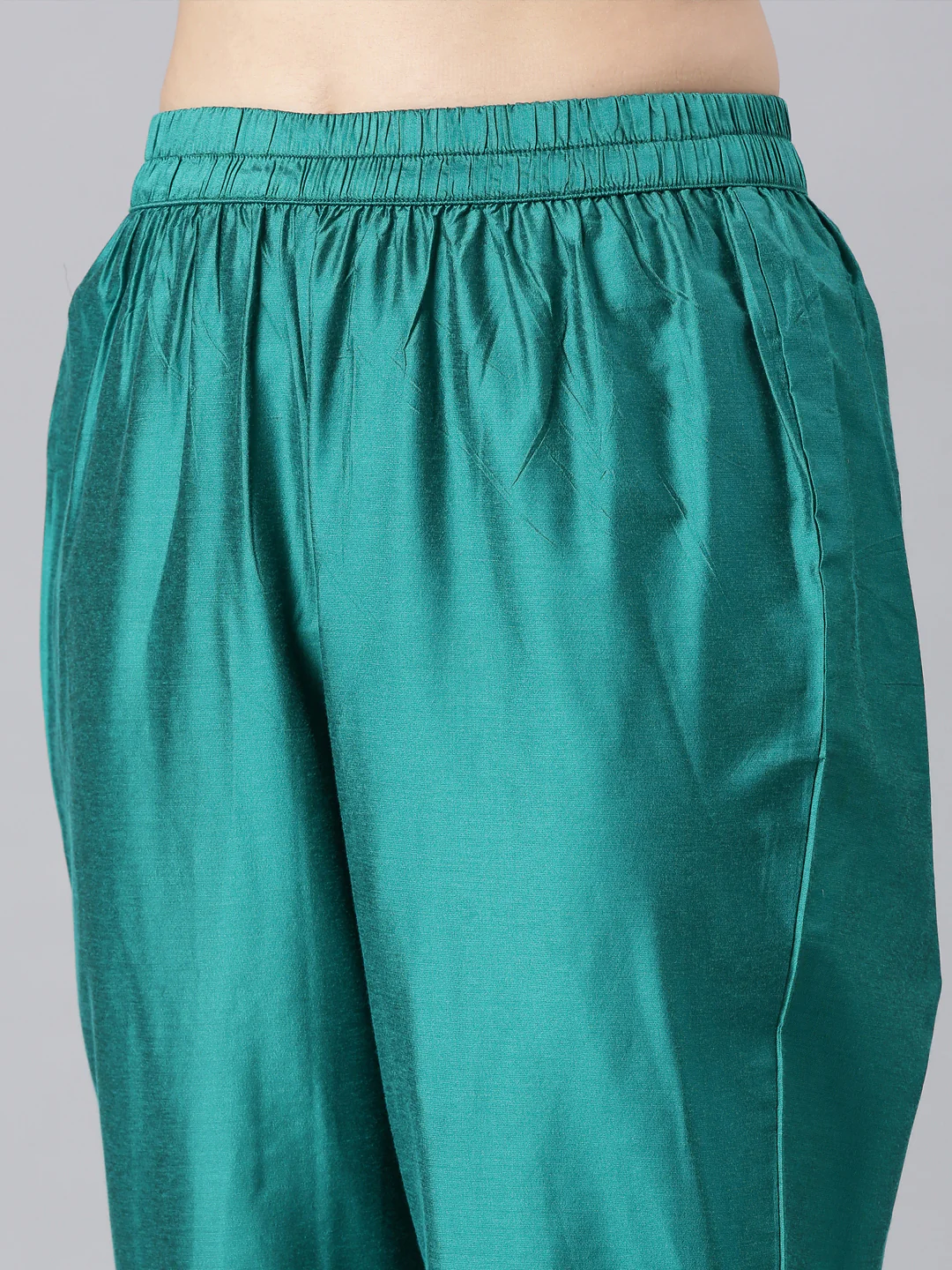 Neerus Green Panelled Straight Kurta and Trousers With Dupatta - Image 6