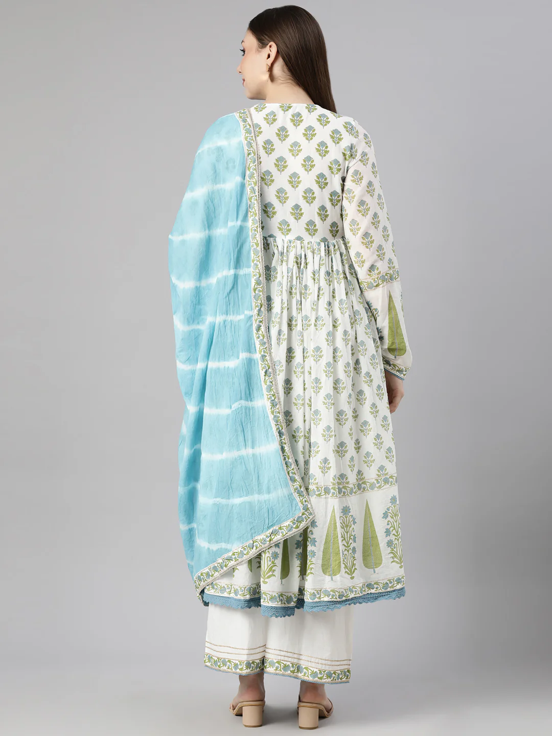 Neerus Green Pleated Straight Floral Kurta And Palazzos With Dupatta - Image 3