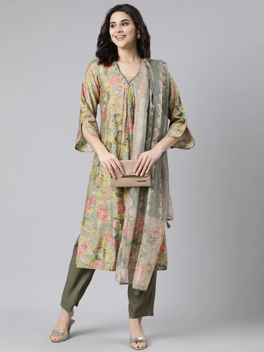 Neerus Green Pleated Straight Floral Kurta And Trousers With Dupatta - Image 5