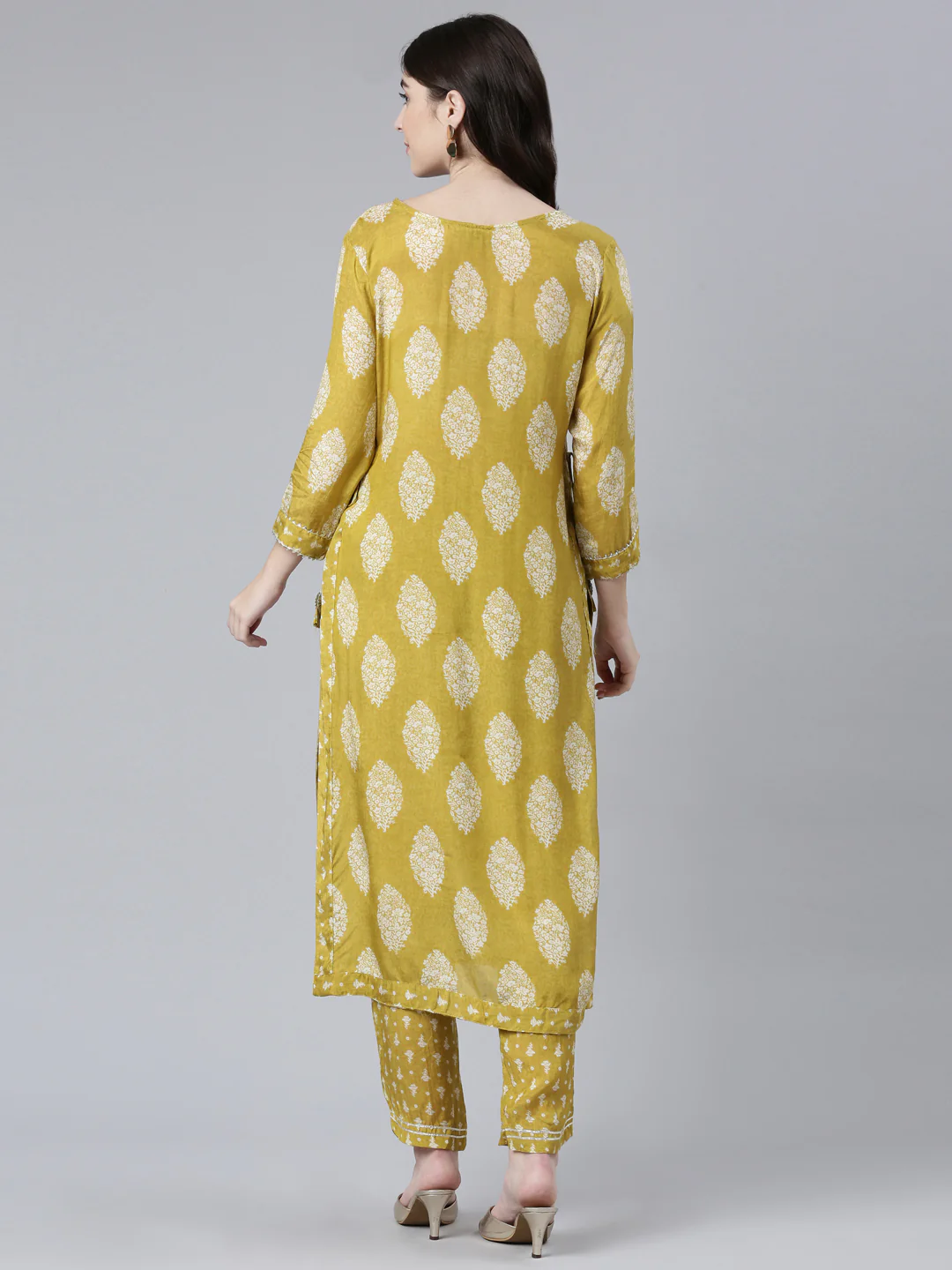 Neerus Green Pleated Straight Printed Kurta And Trousers - Image 3