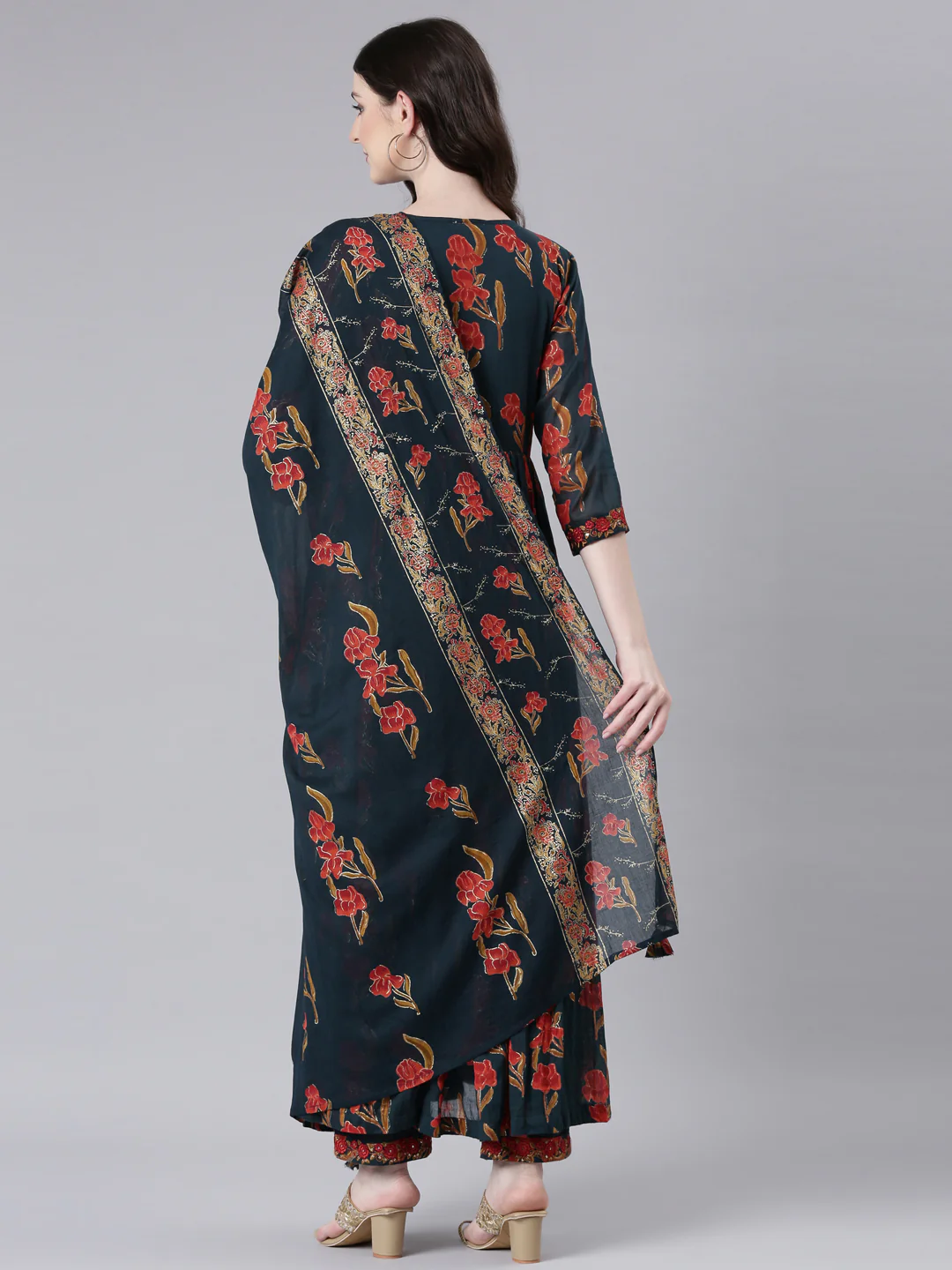 Neerus Green Printed Anarkali Kurta and Trousers With Dupatta - Image 3