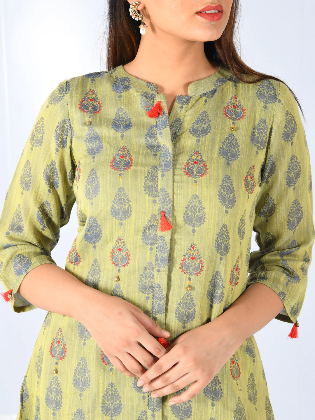 Neerus Green Printed High Low Double Layered Kurta - Image 4