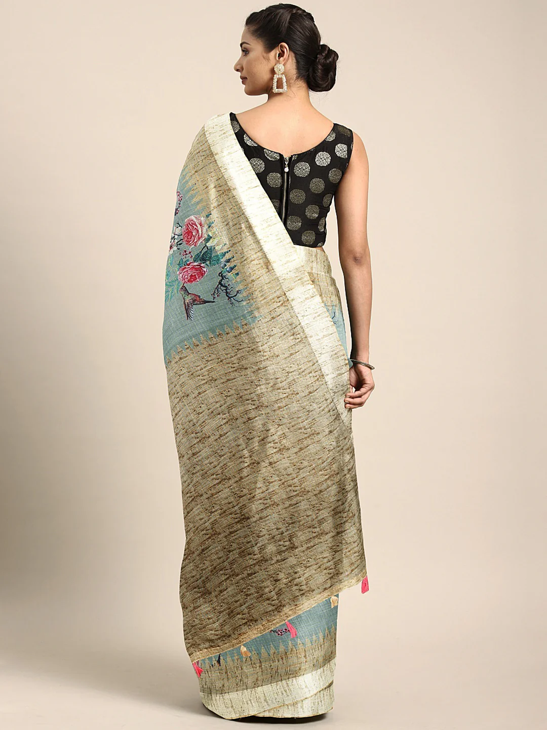 Neerus Green Printed Saree With Blouse - Image 2