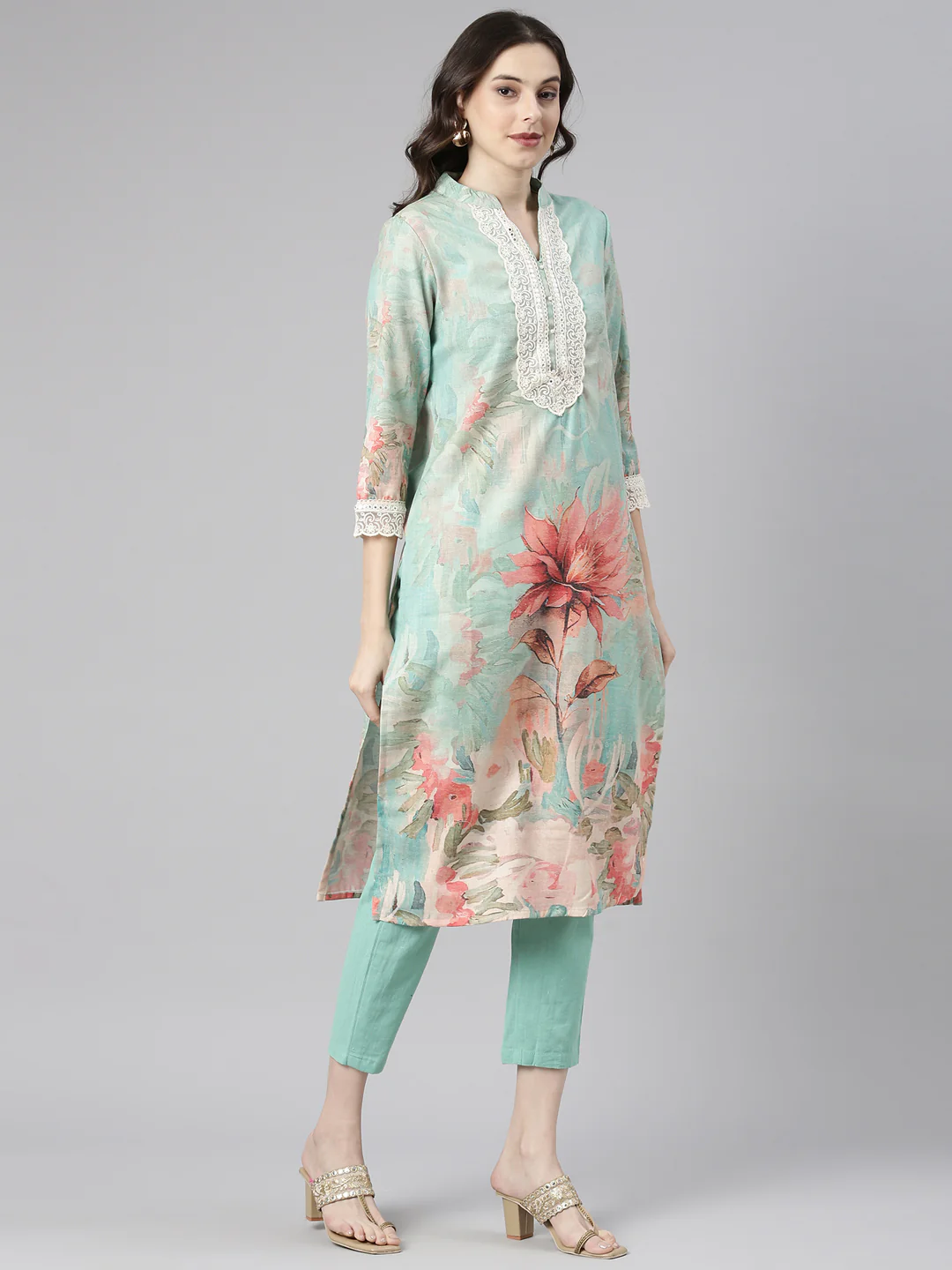 Neerus Green Printed Straight Kurta and Trousers With Dupatta - Image 2