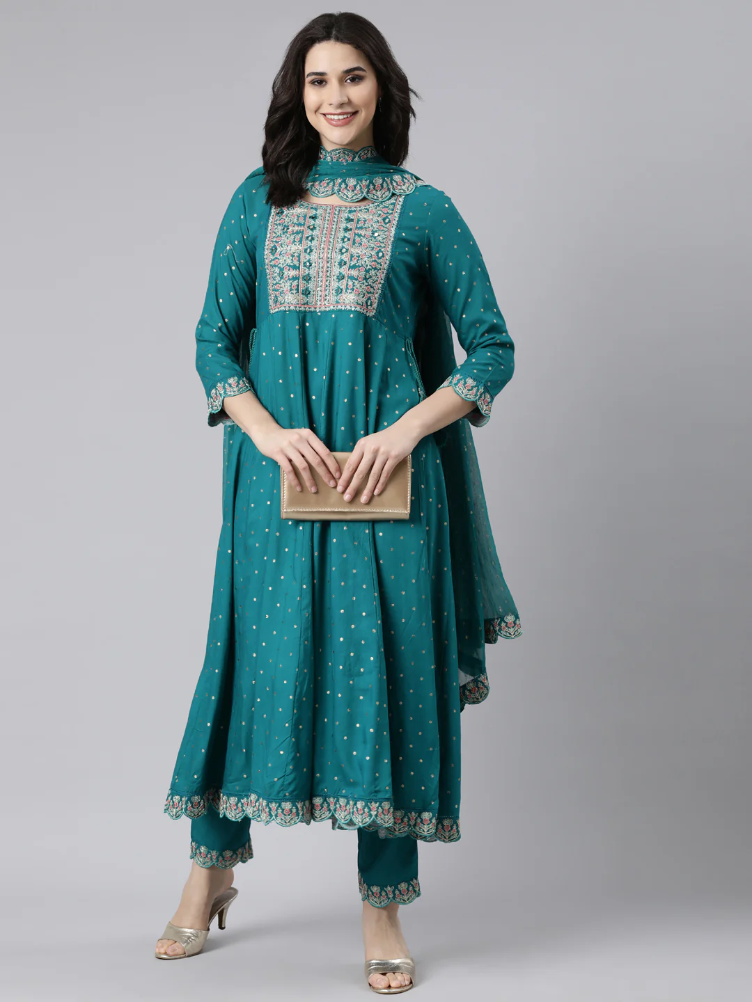 Neerus Green Regular Flared Ethnic Motifs Kurta And Trousers With Dupatta - Image 5