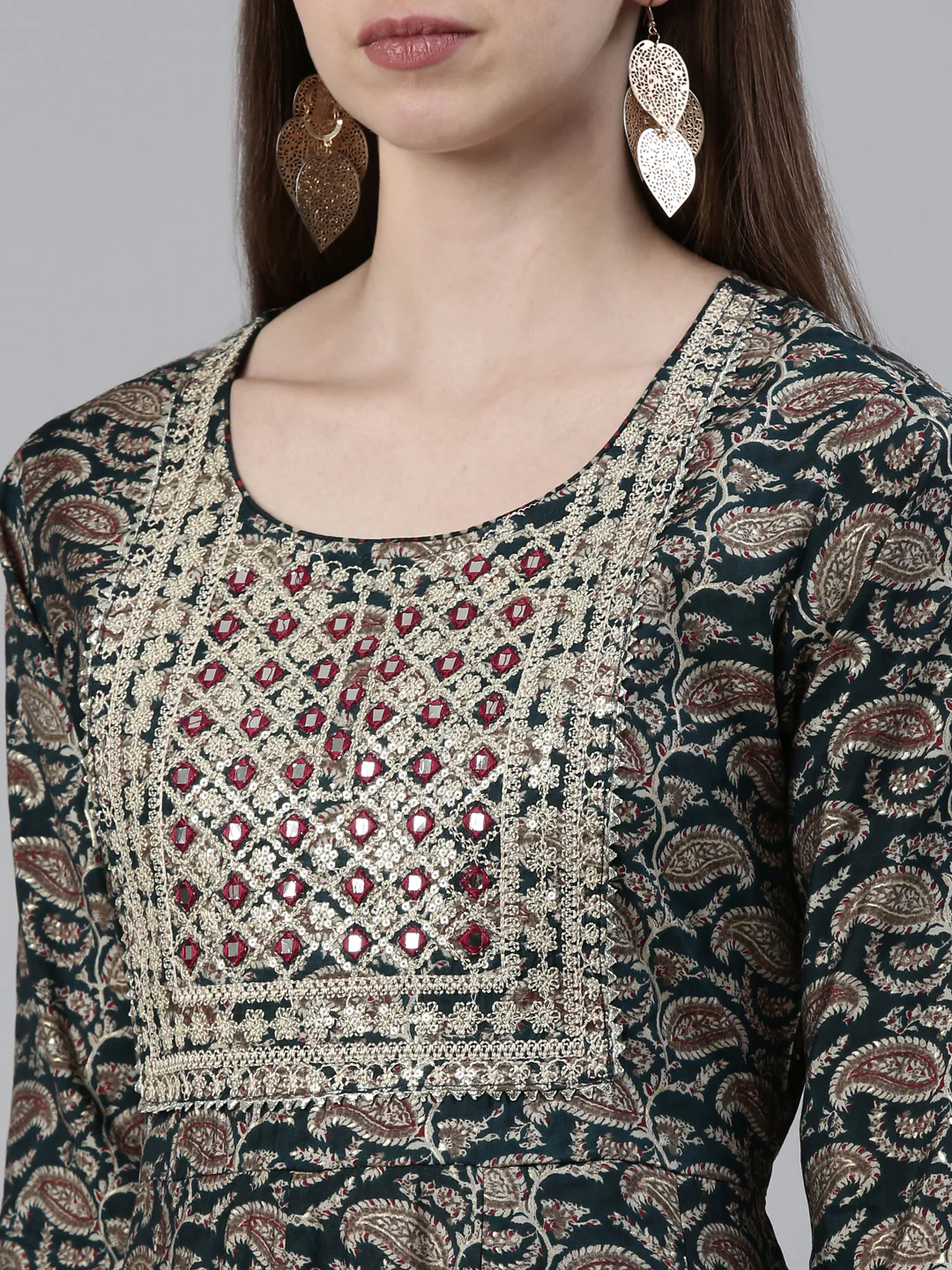 Neerus Green Regular Knee Length Printed Kurta Printed Trousers With Dupatta - Image 4