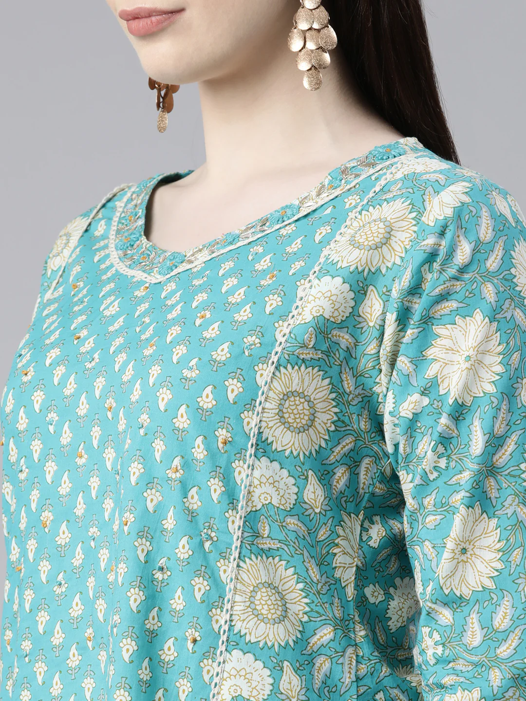 Neerus Green Regular Knee Length Printed Kurta Printed Trousers With Dupatta - Image 4