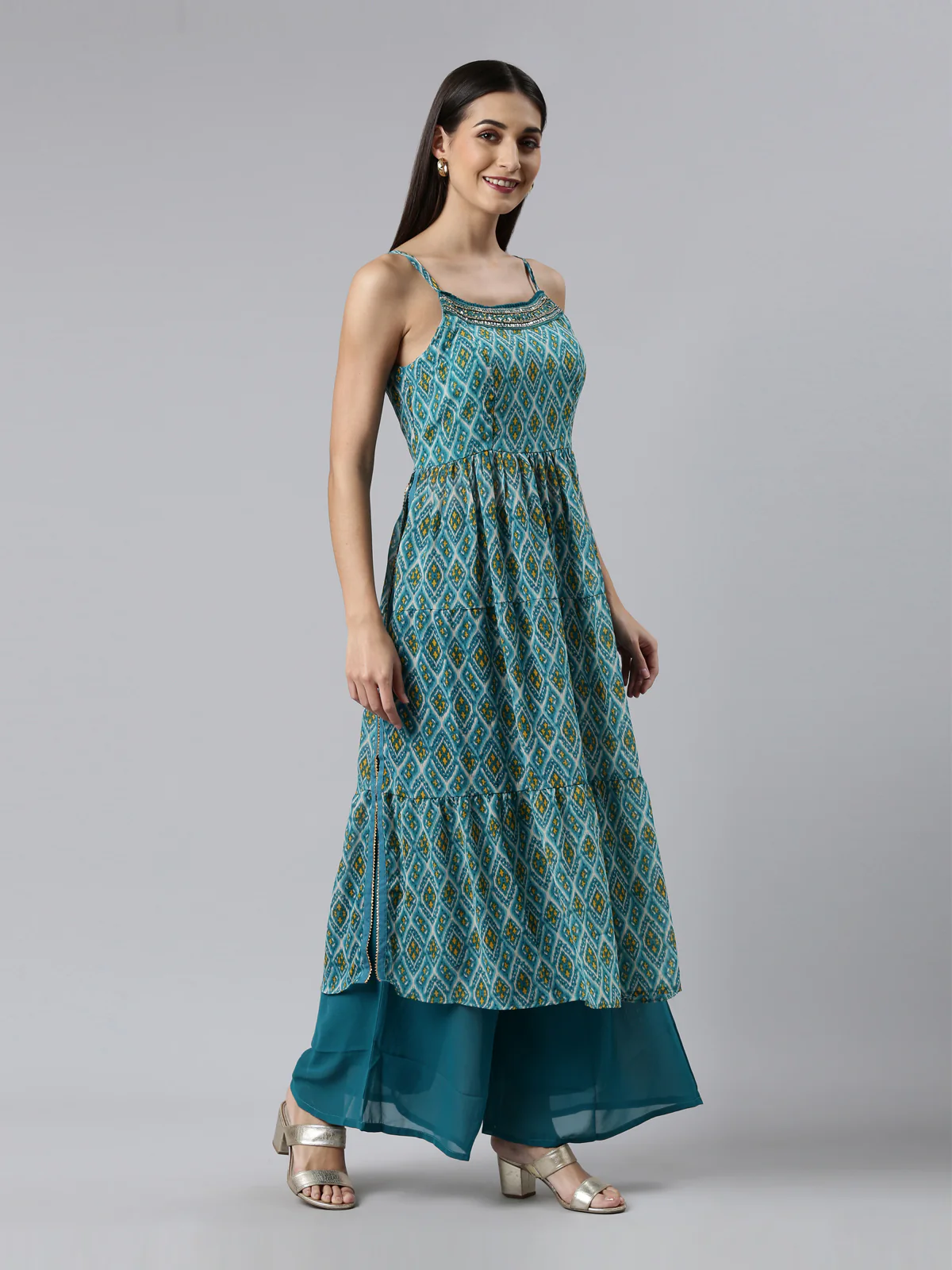 Neerus Green Regular Knee Length Printed Kurta Solid Palazzos With Dupatta - Image 2