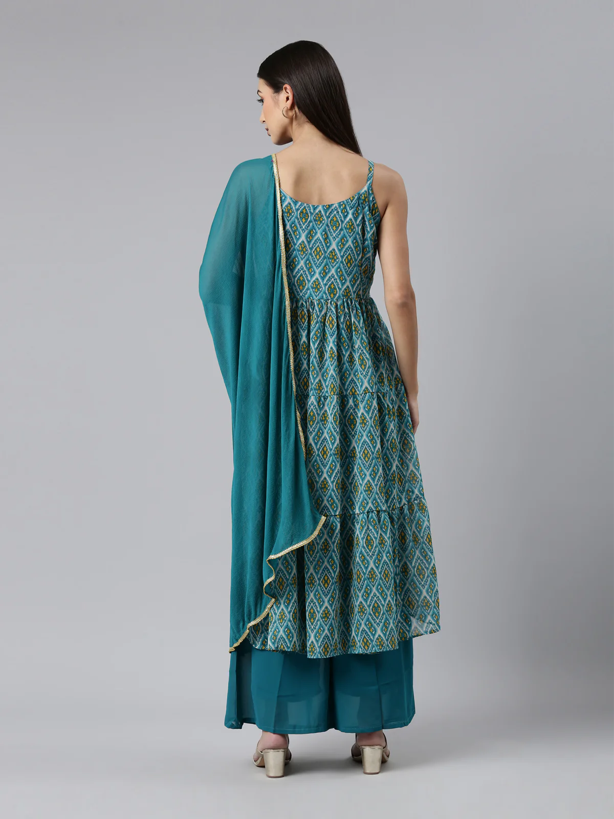 Neerus Green Regular Knee Length Printed Kurta Solid Palazzos With Dupatta - Image 3