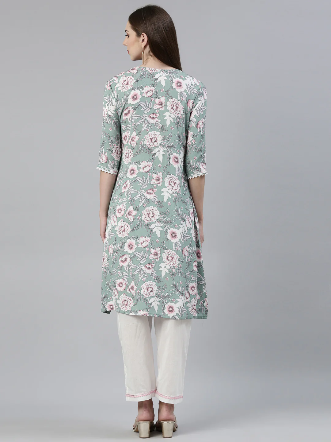 Neerus Green Regular Knee Length Printed Kurta Solid Trousers - Image 3