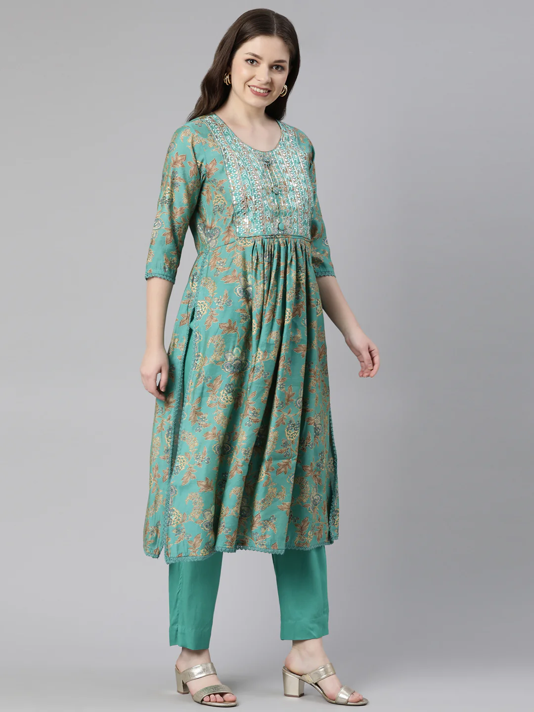 Neerus Green Regular Knee Length Printed Kurta Solid Trousers With Dupatta - Image 2