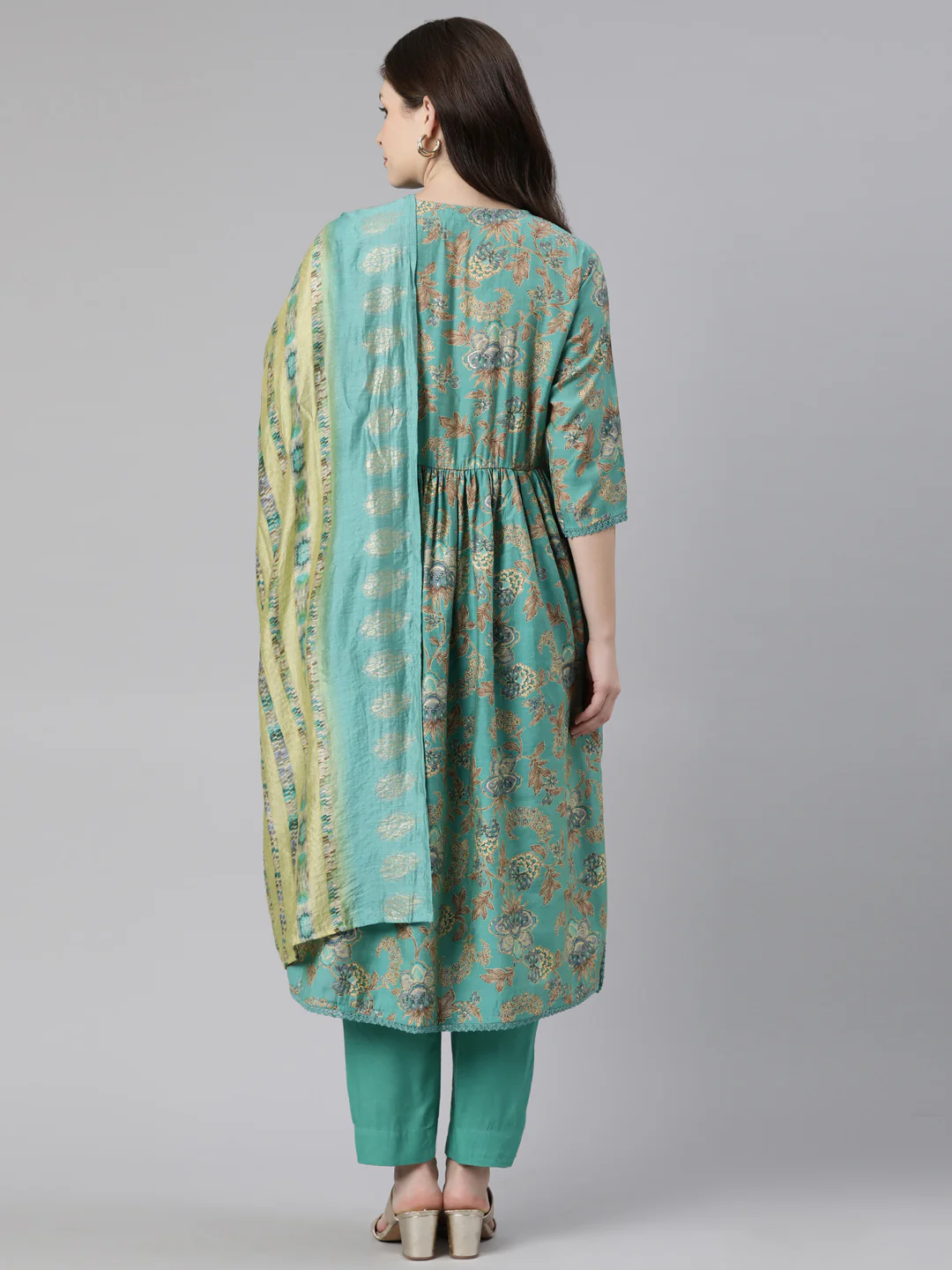 Neerus Green Regular Knee Length Printed Kurta Solid Trousers With Dupatta - Image 3