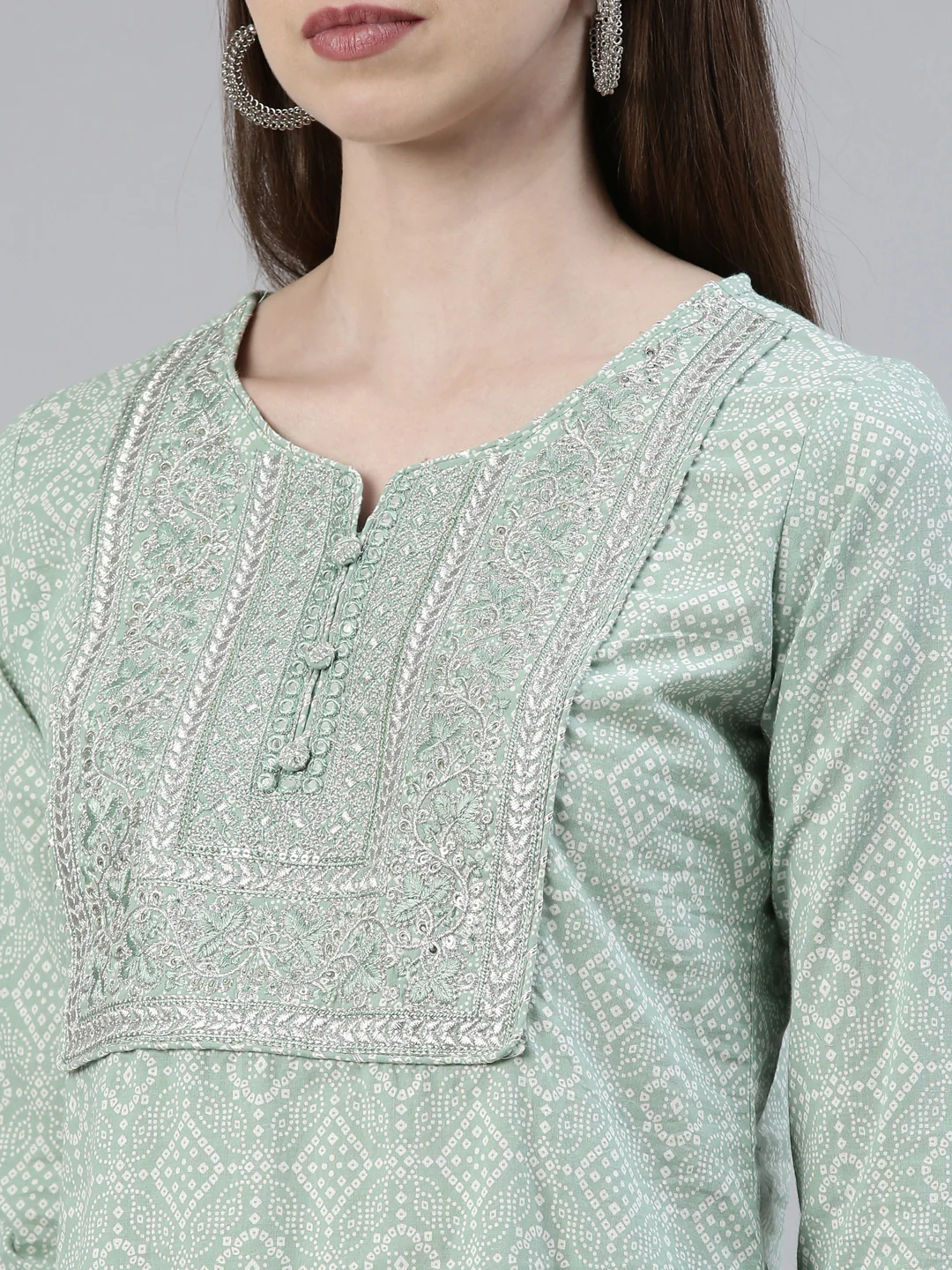 Neerus Green Regular Knee Length Printed Kurta Solid Trousers With Dupatta - Image 4