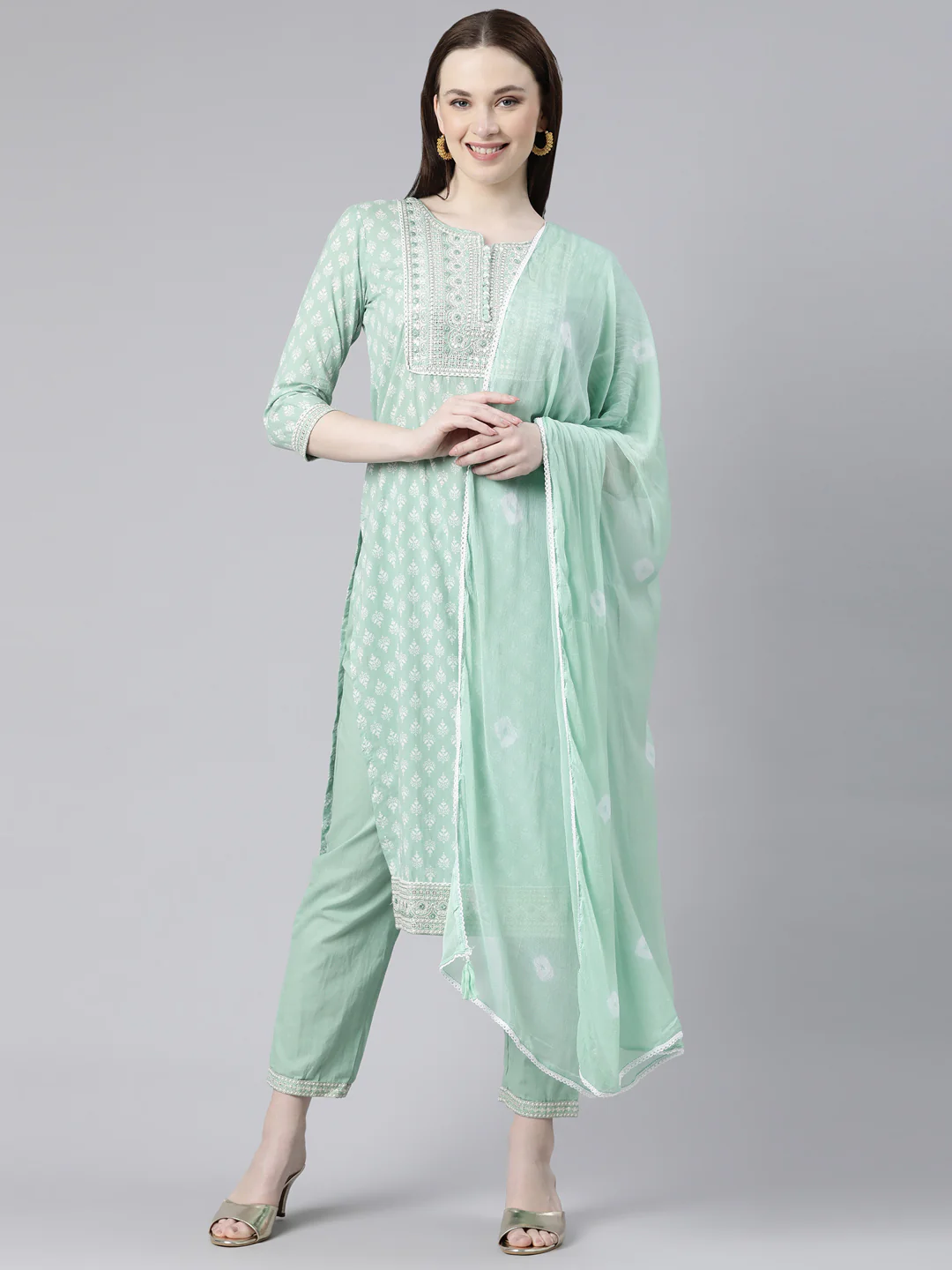 Neerus Green Regular Knee Length Printed Kurta Solid Trousers With Dupatta