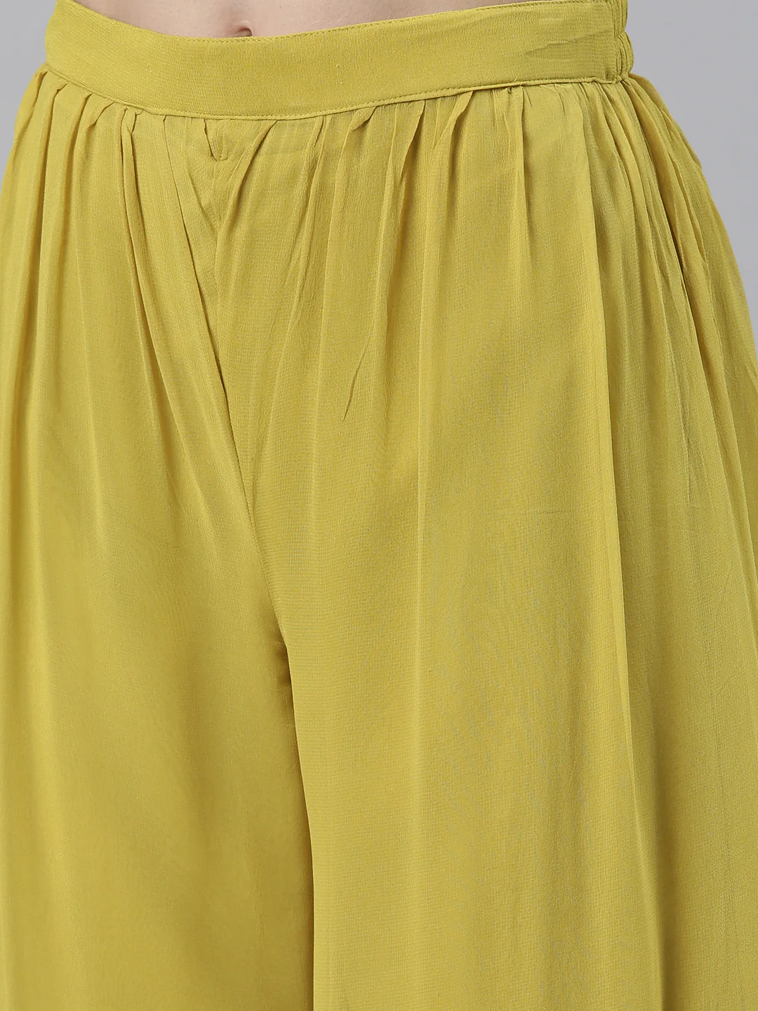 Neerus Green Regular Knee Length Solid Kurta Solid Palazzos With Dupatta - Image 5
