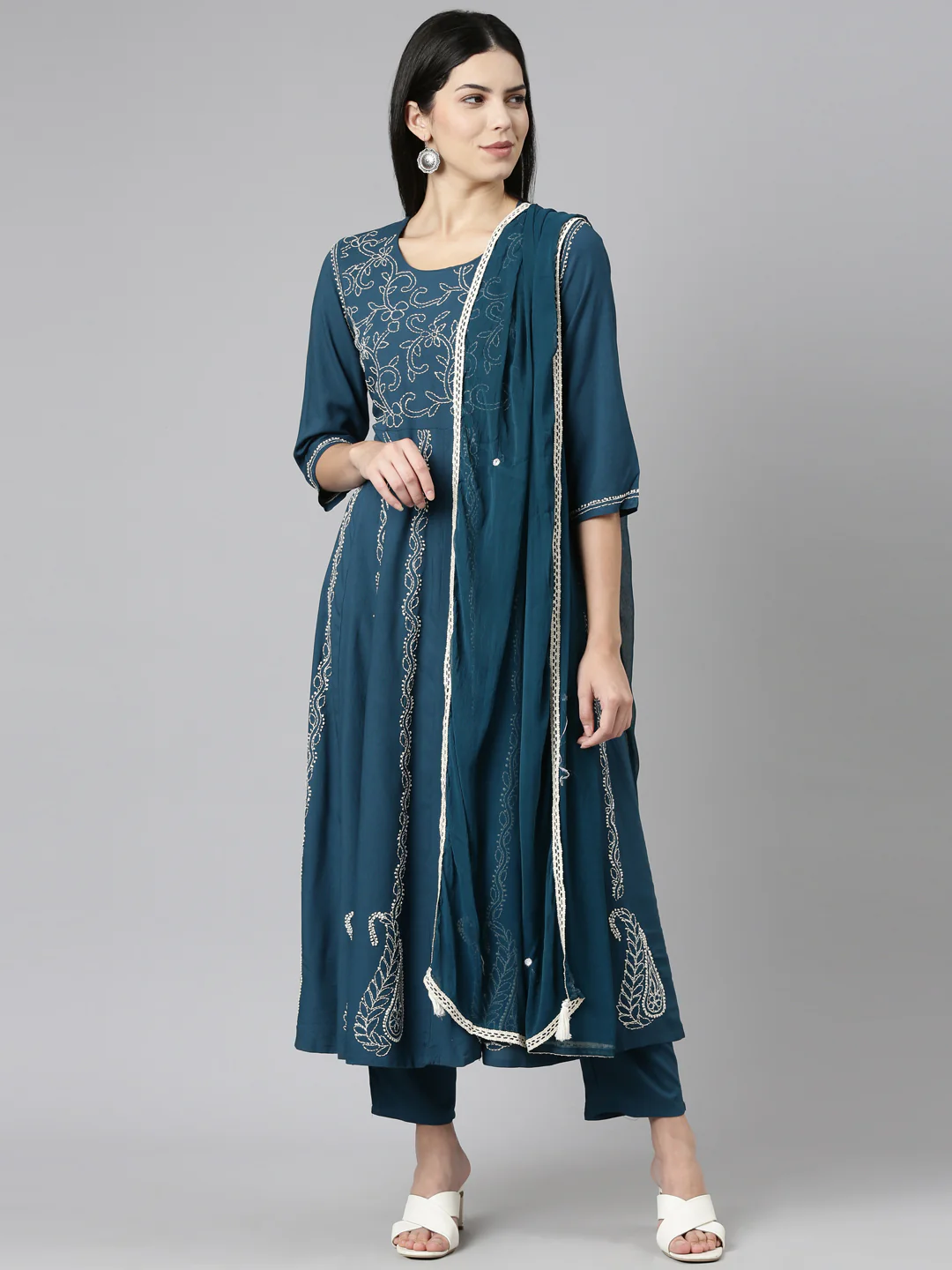 Neerus Green Regular Straight Embroidered Kurta And Trousers With Dupatta