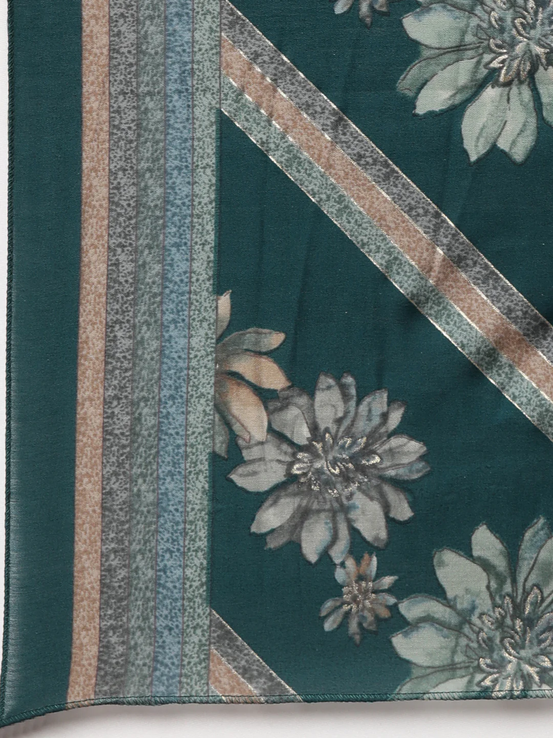 Neerus Green Regular Straight Floral Kurta And Salwar With Dupatta - Image 7