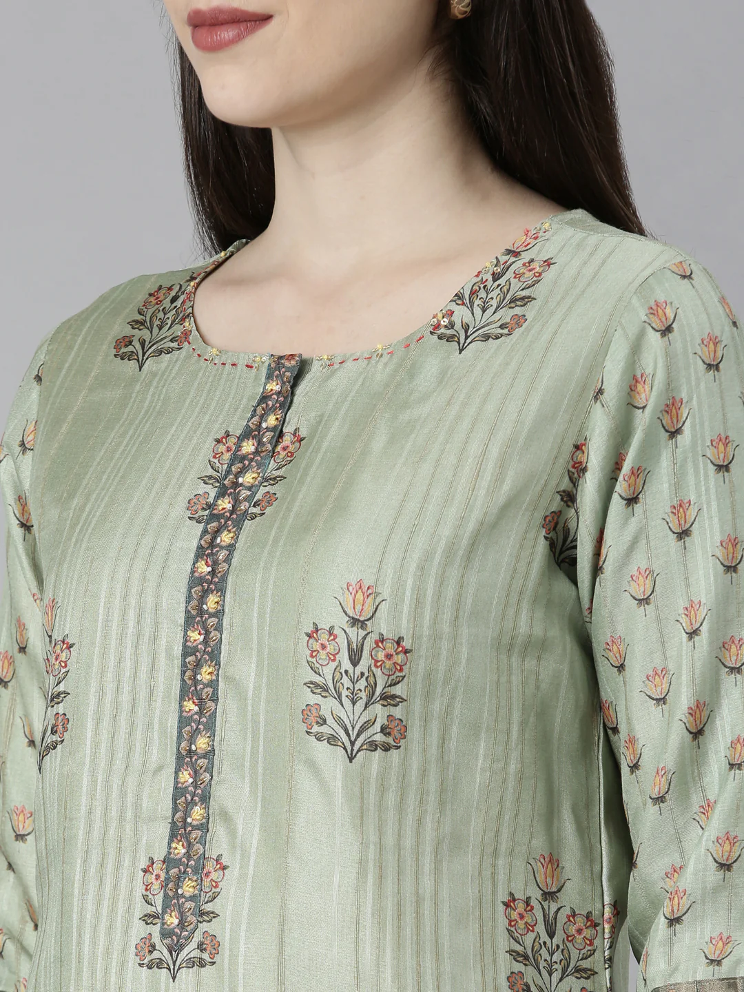 Neerus Green Regular Straight Floral Kurta And Trousers With Dupatta - Image 4