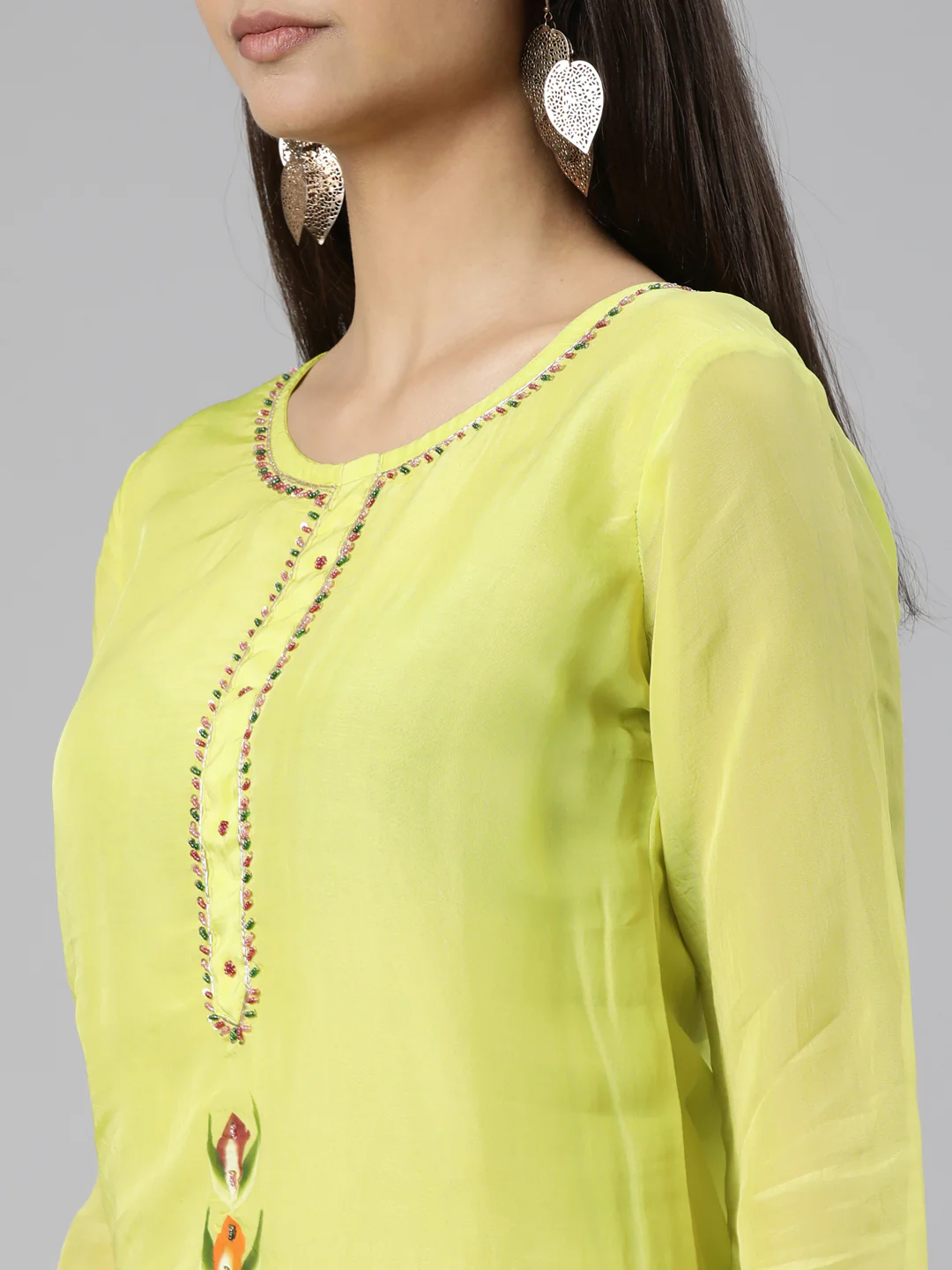 Neerus Green Regular Straight Floral Kurta And Trousers With Dupatta - Image 4