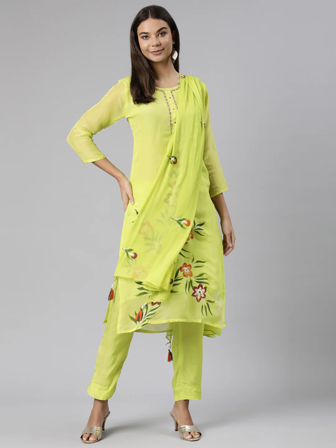 Neerus Green Regular Straight Floral Kurta And Trousers With Dupatta - Image 5