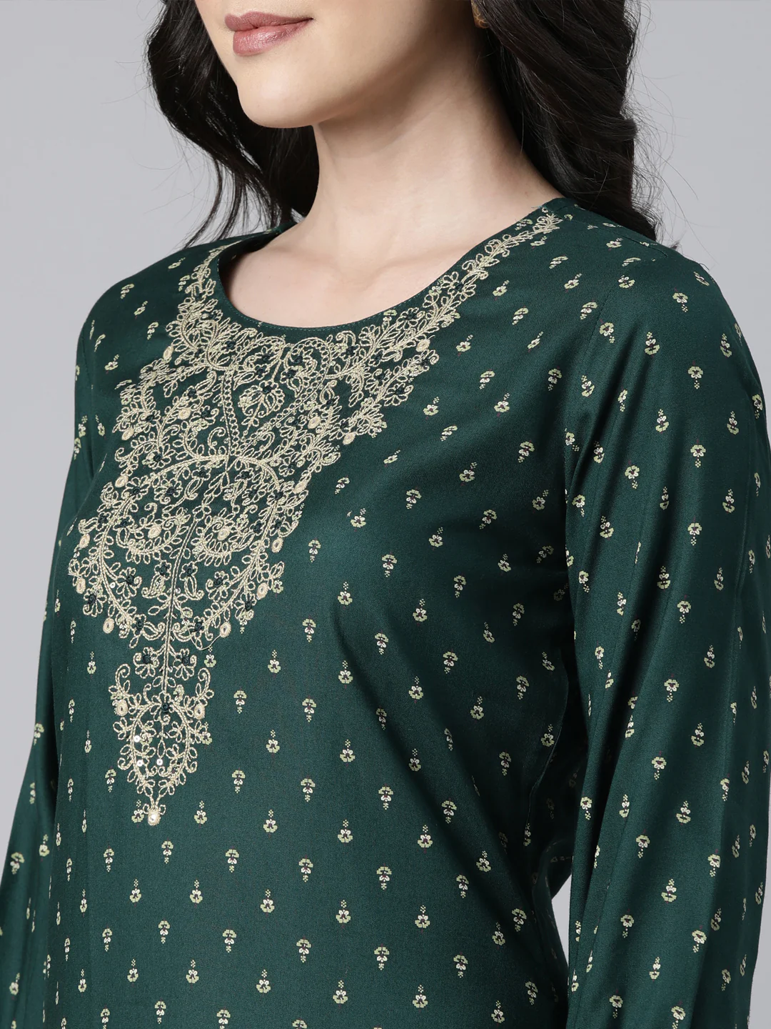 Neerus Green Regular Straight Floral Kurta And Trousers With Dupatta - Image 4