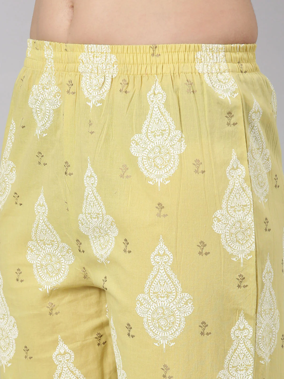 Neerus Green Regular Straight Floral Kurta And Trousers With Dupatta - Image 6